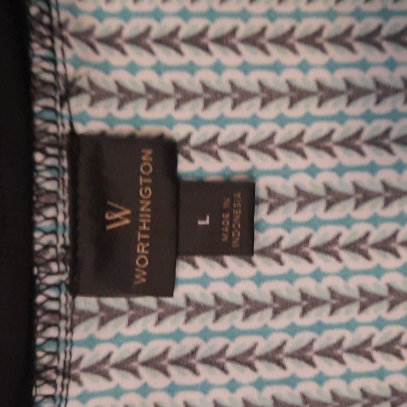 Sleeveless top - Picture 2 of 3